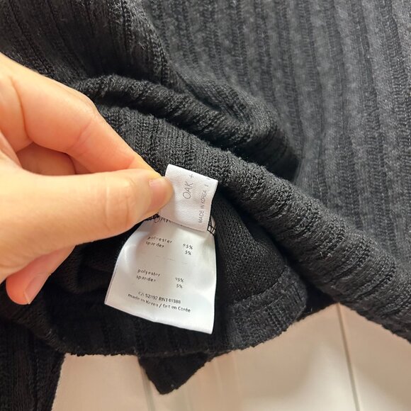 OAK + FORT Cropped Turtleneck Sweater Black - Picture 6 of 9